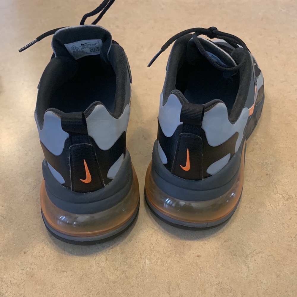 Nike Air270 React - image 2